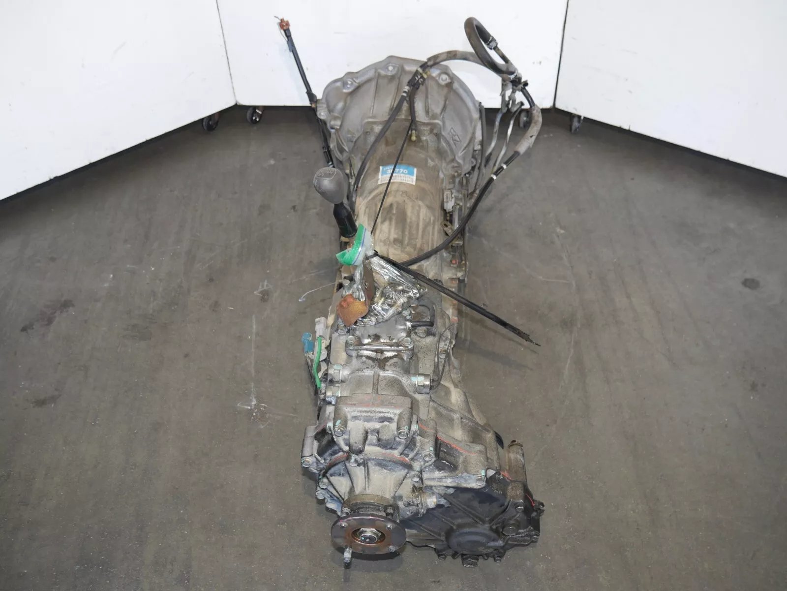 Toyota 3RZ Gearbox - Image 2