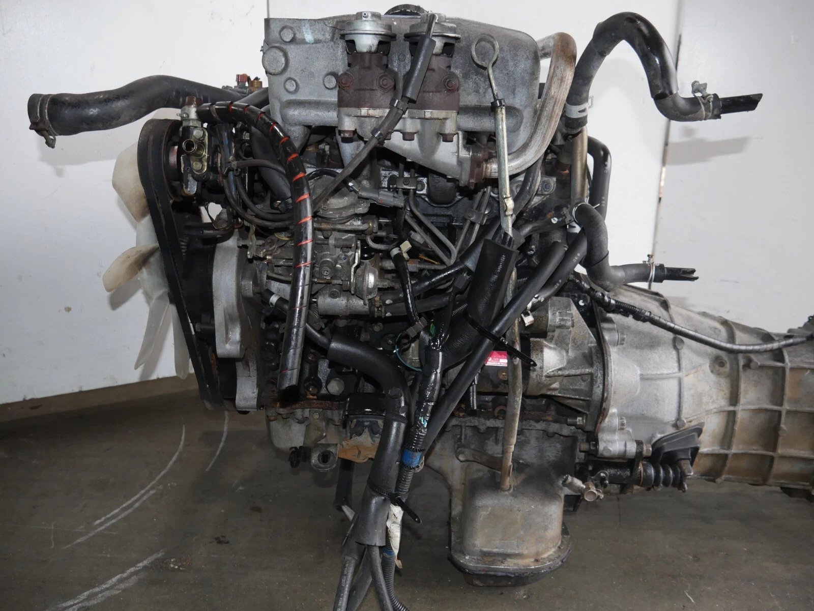 Isuzu 4JG2 Engine - Image 3