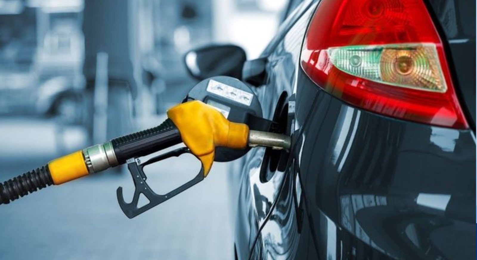 WHY YOUR CAR USES TOO MUCH FUEL (AND HOW THE RIGHT PARTS CAN FIX IT)